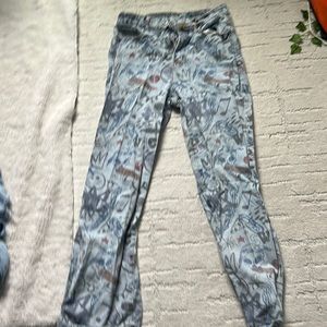 patchwork, mom jeans, blue jeans, graphic pants.